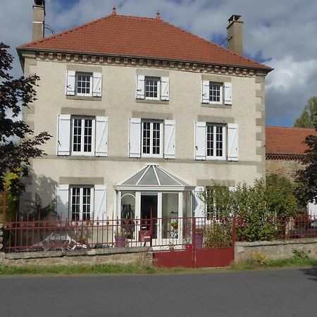 Relais Des Chaux Bed & Breakfast Saint-Jean-des-Ollieres Bagian luar foto