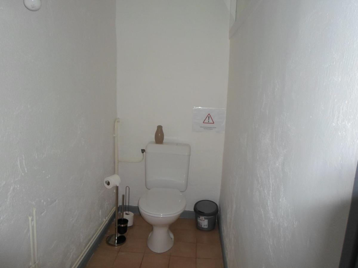 Relais Des Chaux Bed & Breakfast Saint-Jean-des-Ollieres Bagian luar foto