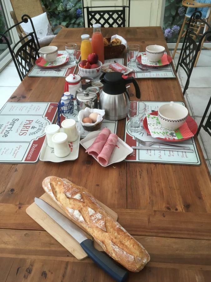 Relais Des Chaux Bed & Breakfast Saint-Jean-des-Ollieres Bagian luar foto