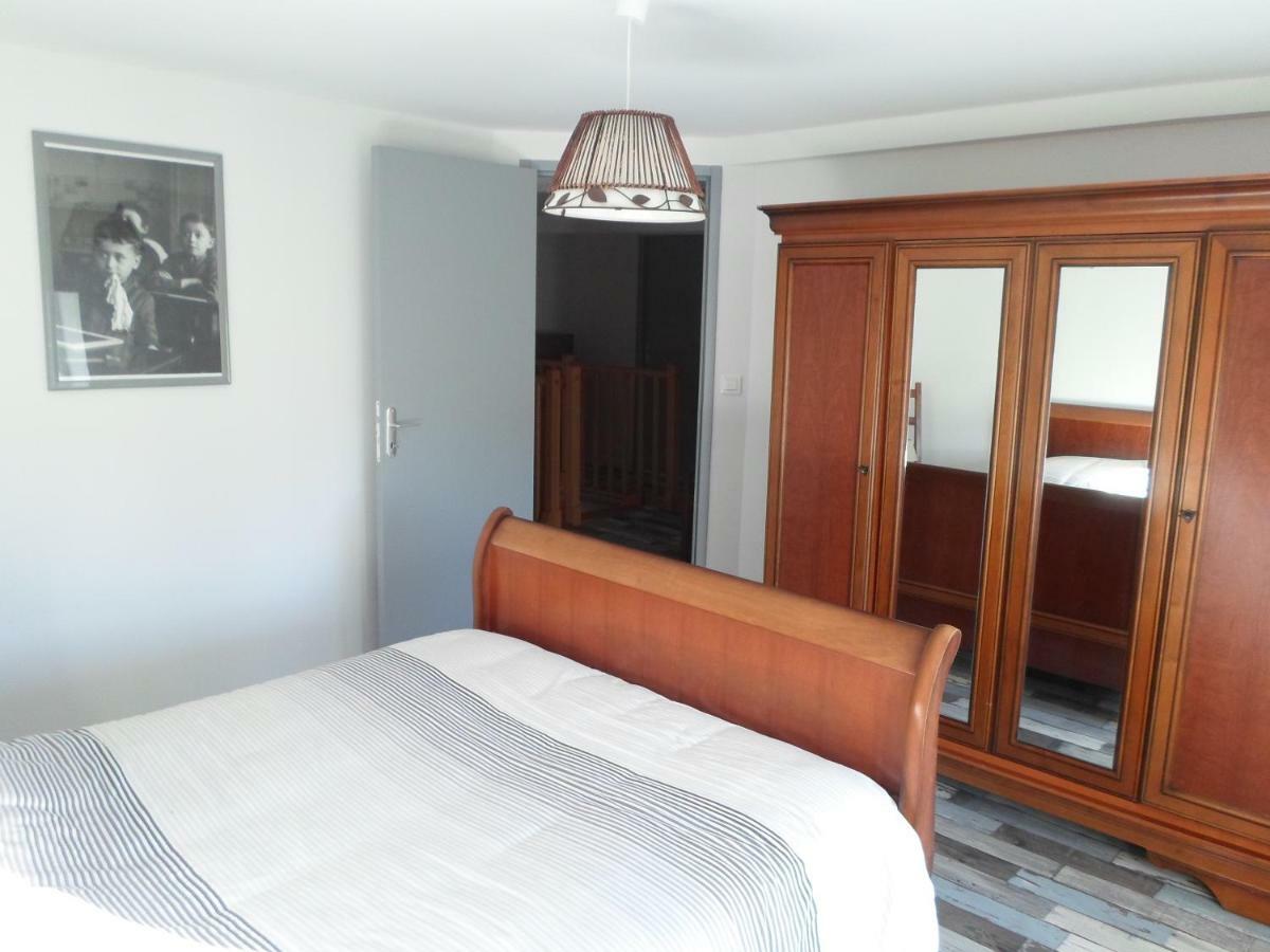 Relais Des Chaux Bed & Breakfast Saint-Jean-des-Ollieres Bagian luar foto